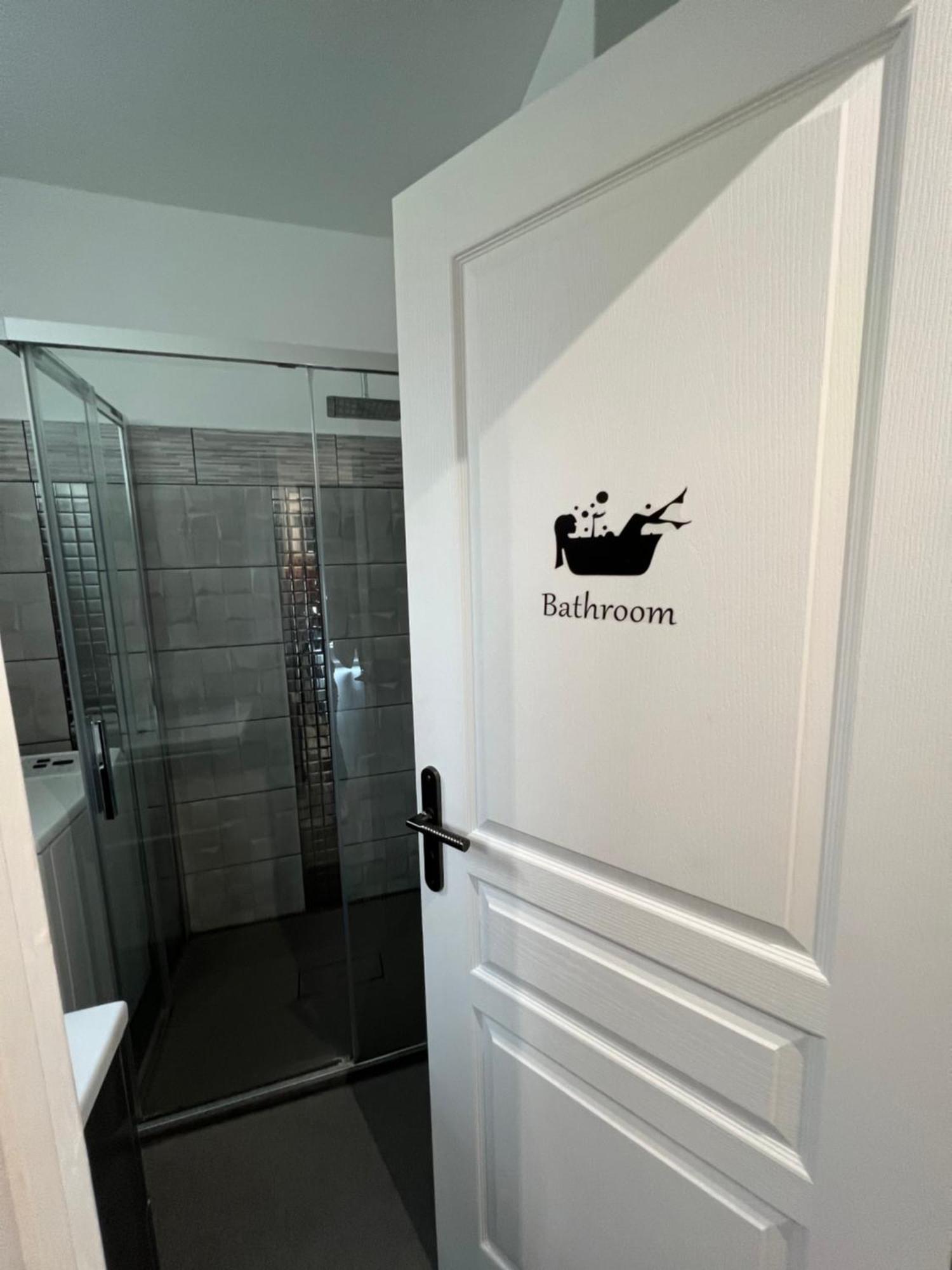 Gorgeous 2 Bedrooms Holiday Apartement Nice Exterior foto