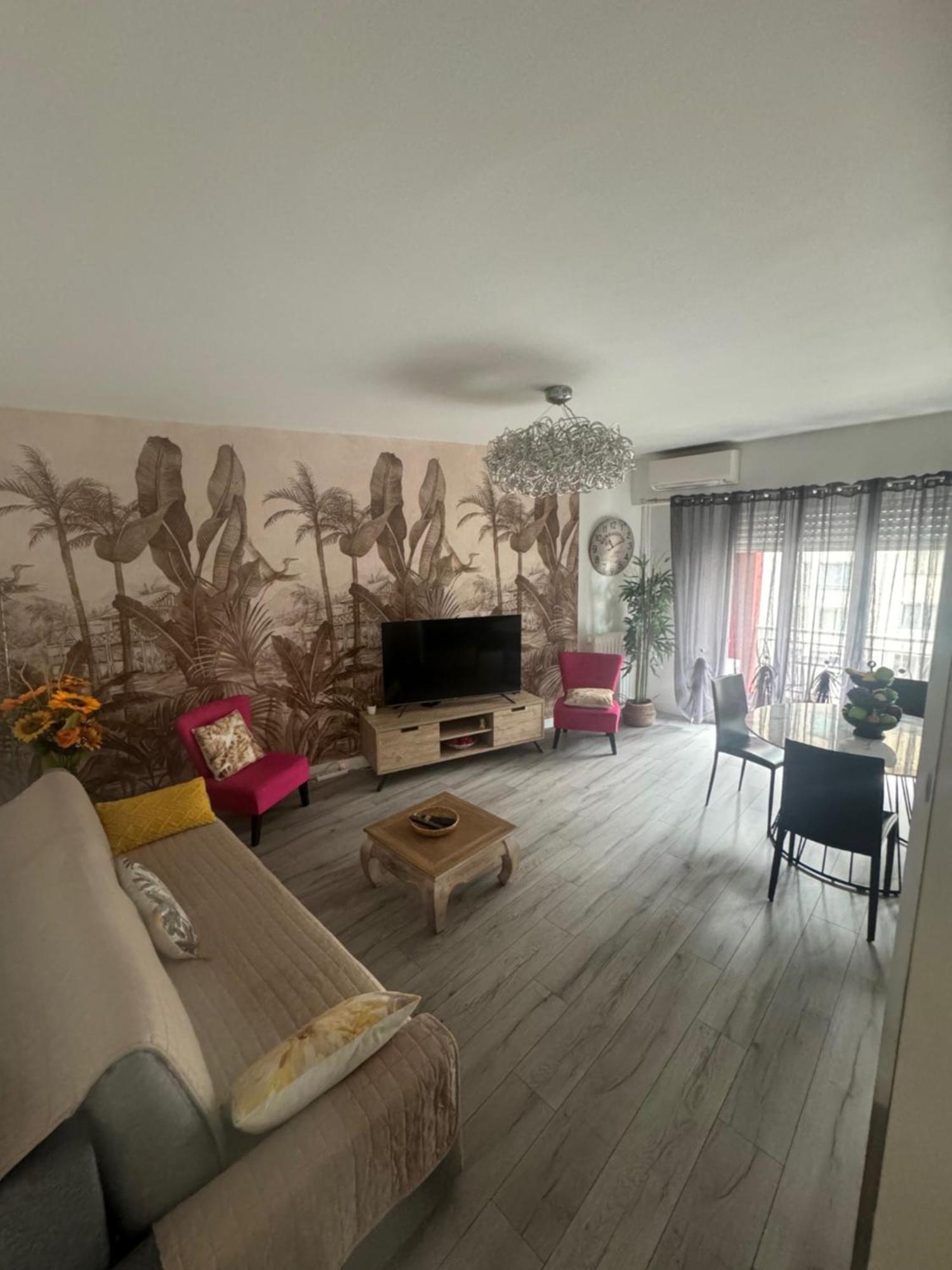 Gorgeous 2 Bedrooms Holiday Apartement Nice Exterior foto