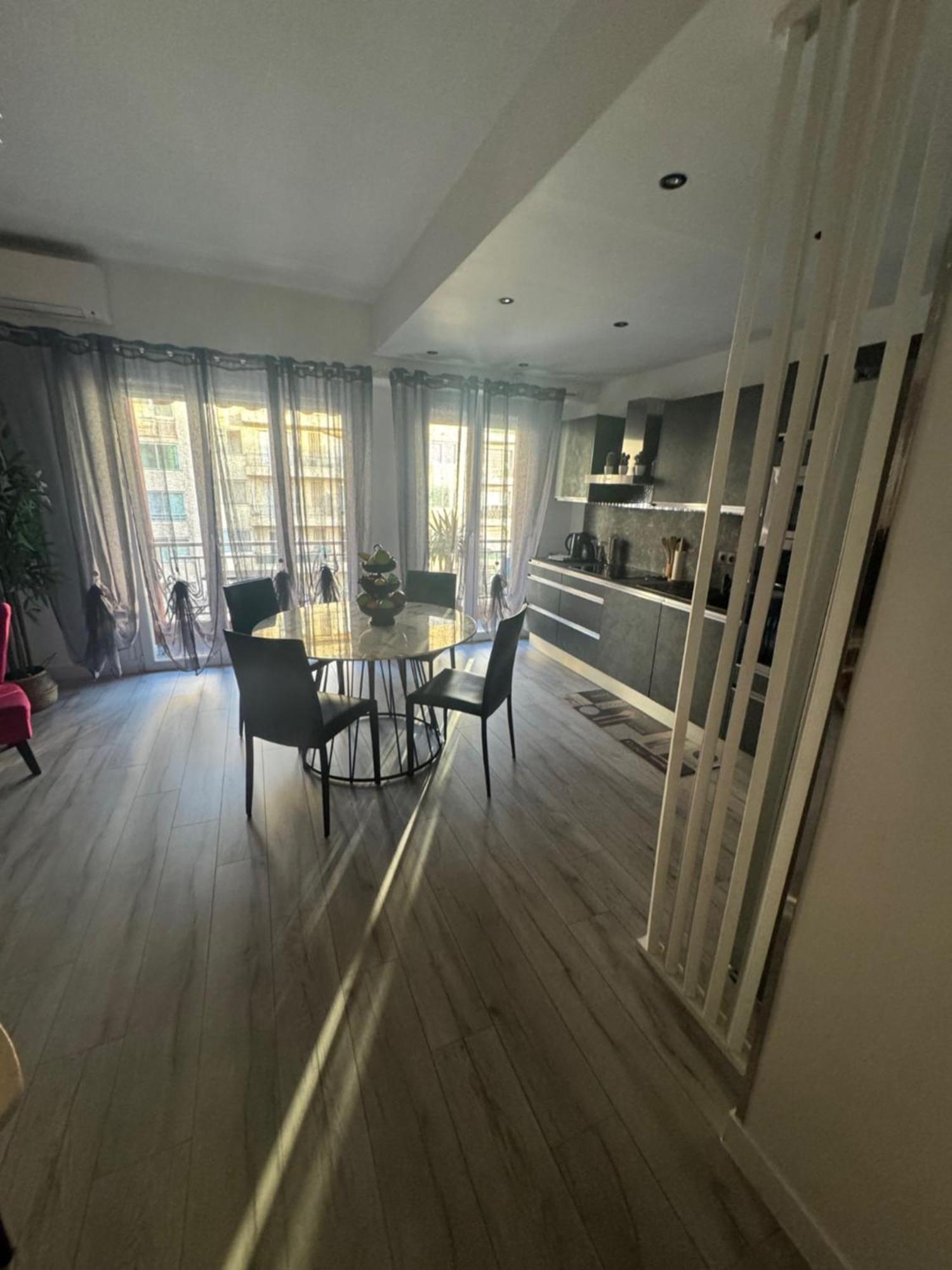 Gorgeous 2 Bedrooms Holiday Apartement Nice Exterior foto
